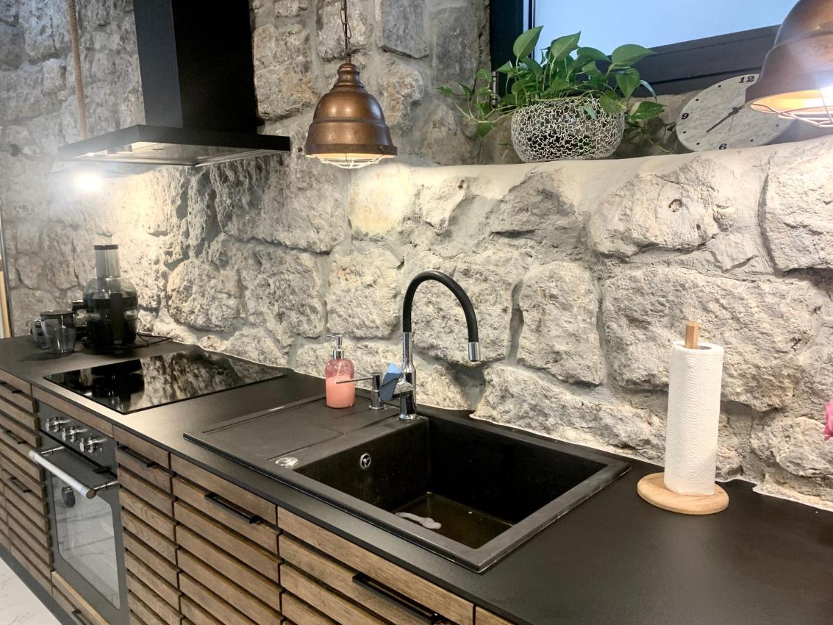 Artspace Location-Opatija-3 Bedroom House With Rooftop Garden By Beach מראה חיצוני תמונה