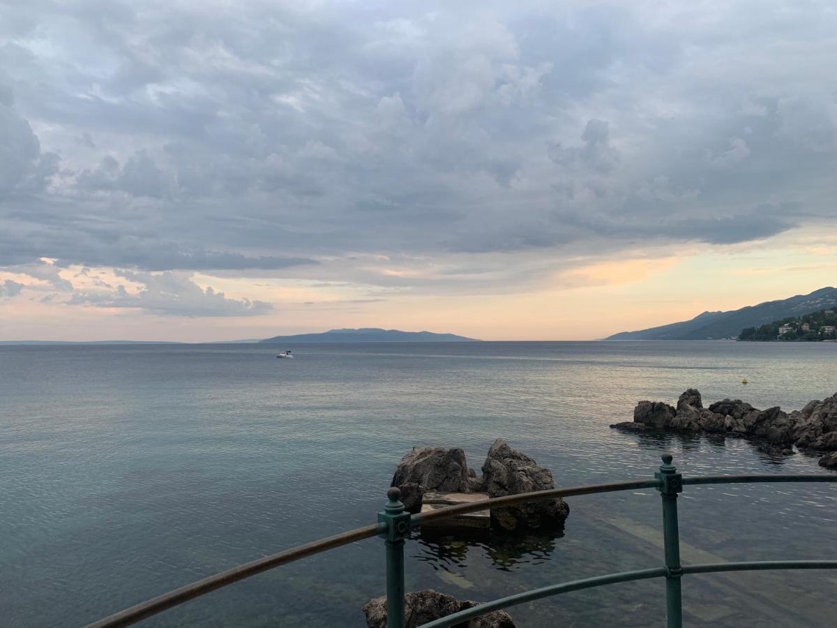 Artspace Location-Opatija-3 Bedroom House With Rooftop Garden By Beach מראה חיצוני תמונה