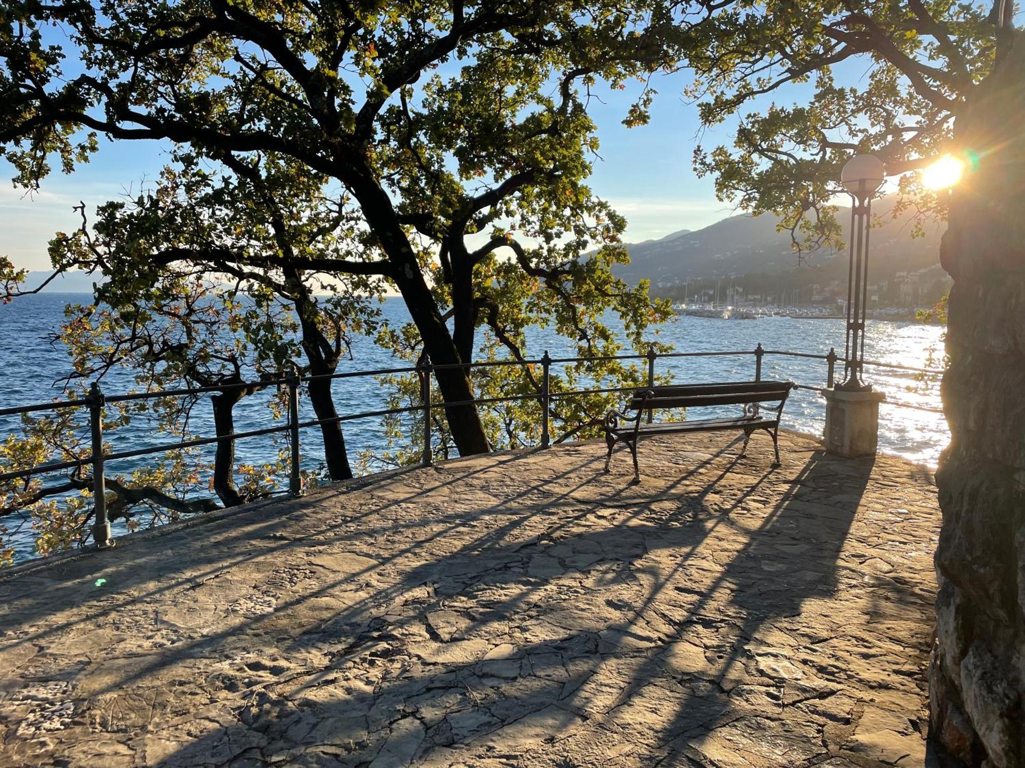 Artspace Location-Opatija-3 Bedroom House With Rooftop Garden By Beach מראה חיצוני תמונה